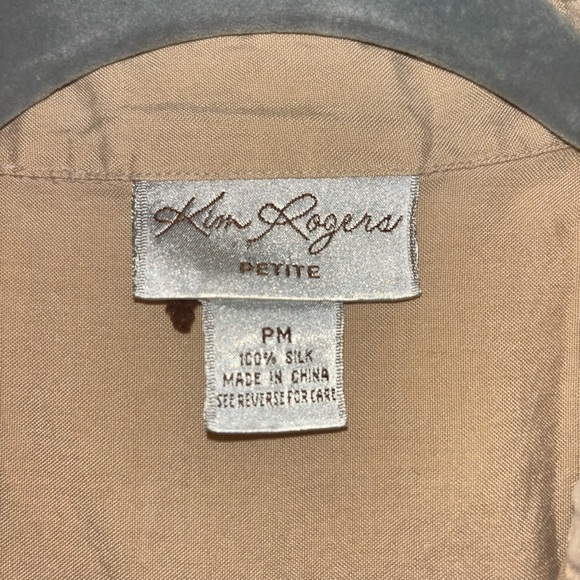 Brown button down blouse - Picture 2 of 2